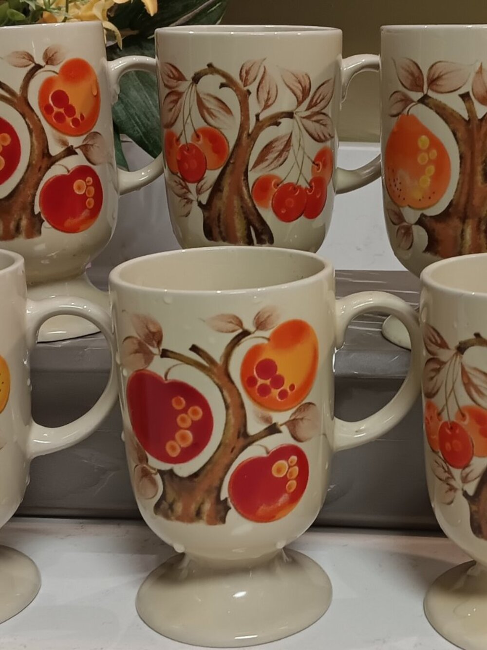 Set of 6 Retro Pedestal Coffee Mugs - Pop Art - Home - Peach Tree Art Design